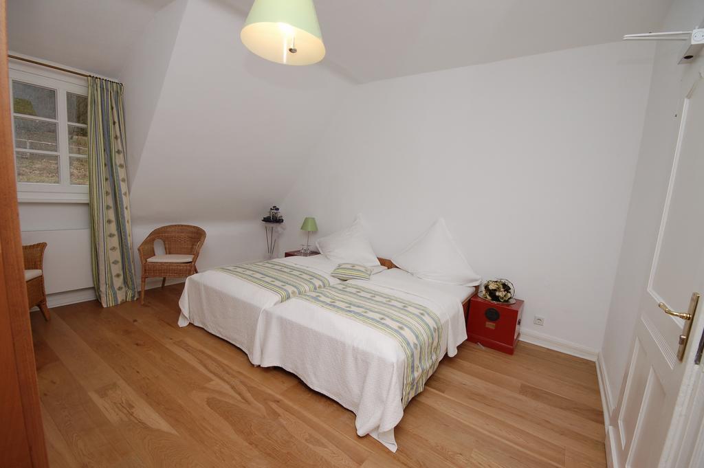 Wildenburger Hof Hotell Friesenhagen Rum bild
